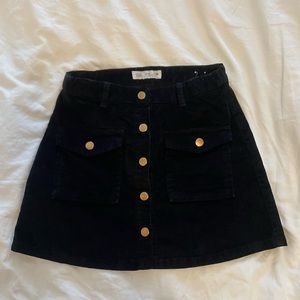 Girls Zara black courdroy skirt